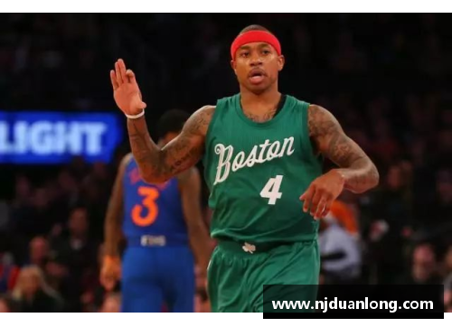 NBA球员扔鞋事件探析与背后原因揭秘